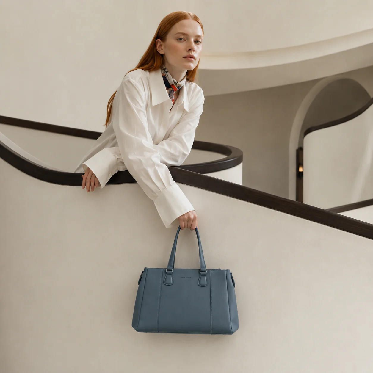 ELOWEN Hand Bag - Image 2
