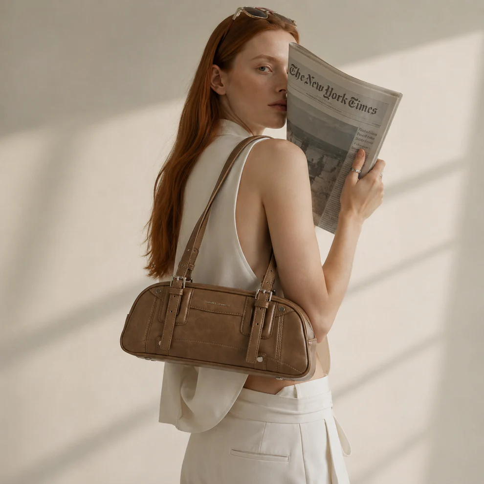 VEQOR Shoulder Bag - Image 2