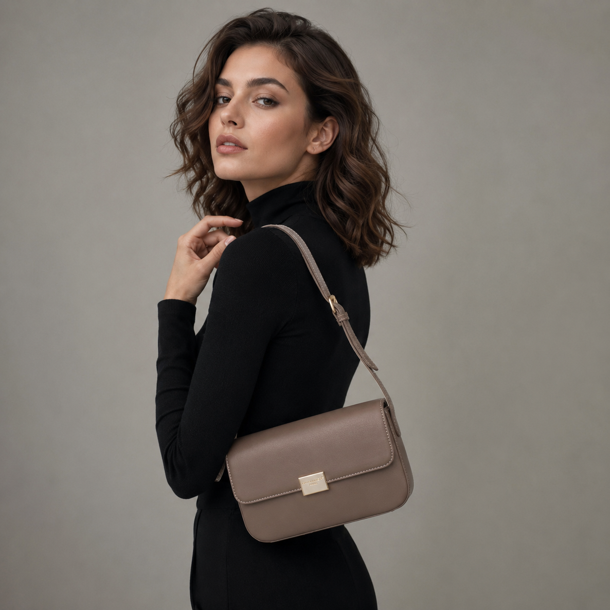 Lyra Shoulder Bag - Image 2