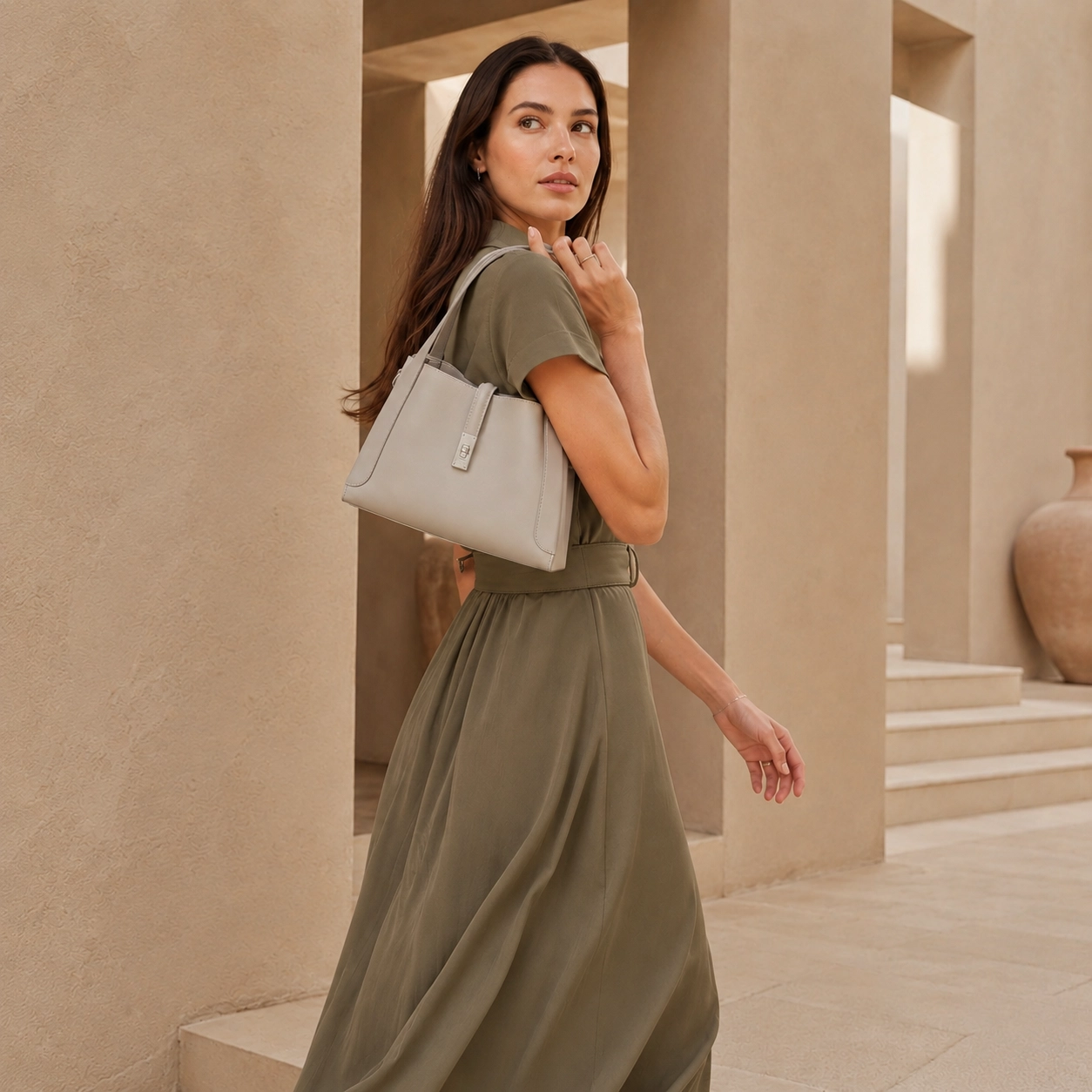 Apolline Hand Bag - Image 2